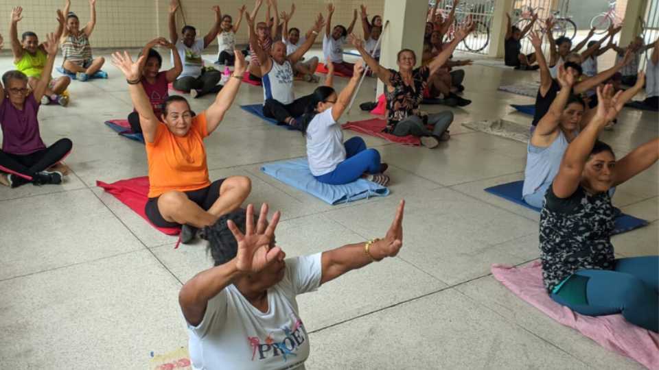 Ginástica gratuita Prefeitura da Serra Professores