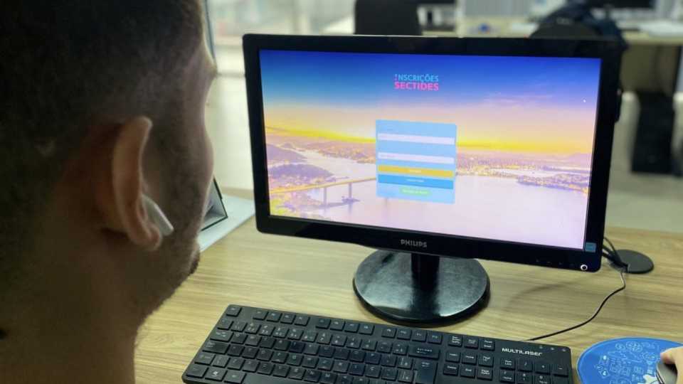 Estado Cursos profissionalizantes gratuitos Serra