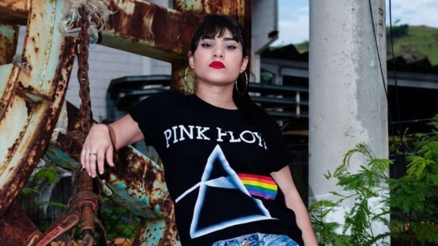 uma foto Laís Stone