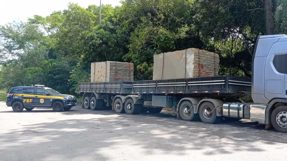 Carreta clandestina Serra