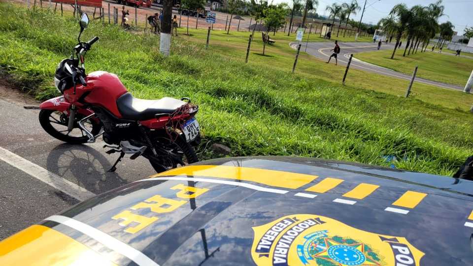 Polícia Jovem Moto clonada