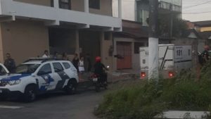 Serra Corpo em decomposição Vizinhos