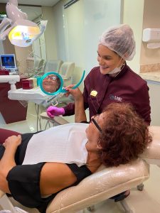 implantes dentários