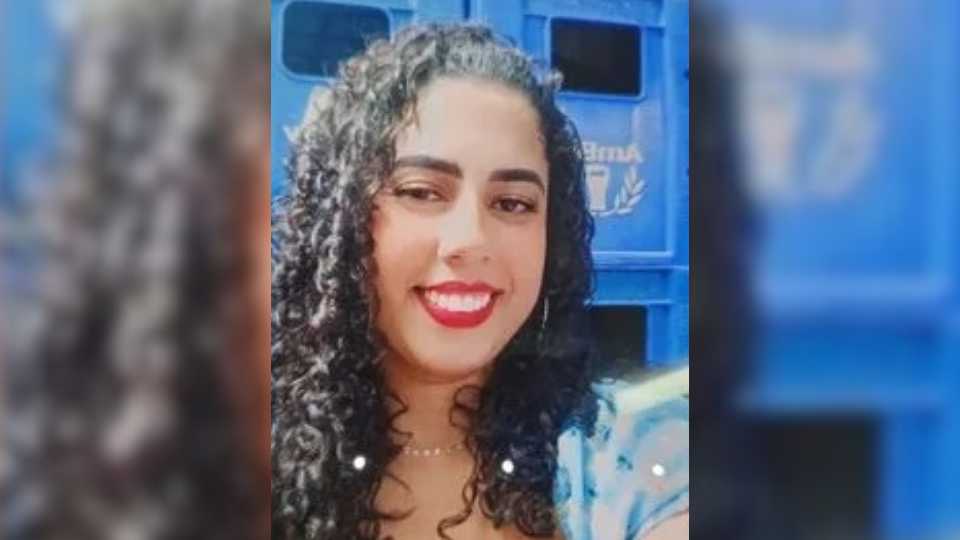 Jovem grávida Serra