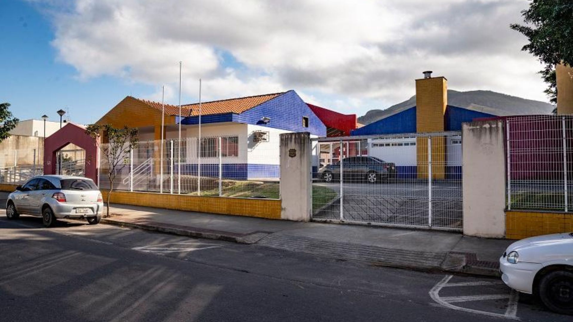 Homem Creche da Serra Mulher