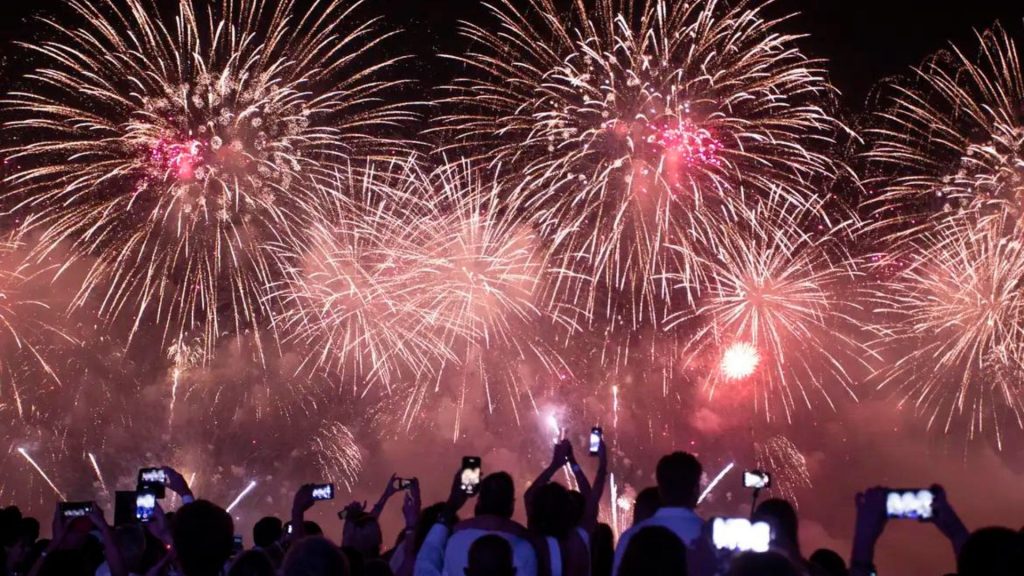 Queima de fogos Jacaraípe Serra Virada do ano