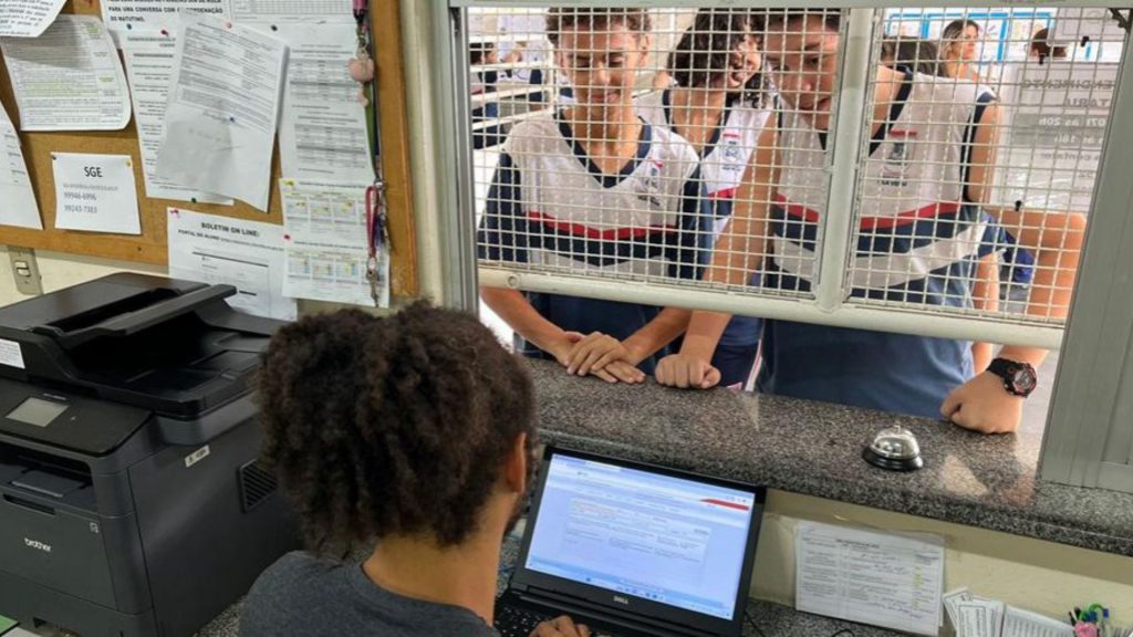 Prefeitura de Vila Velha Processo seletivo Secretário escolar Auxiliar