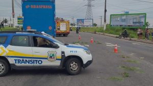 Ciclista Serra Caminhão