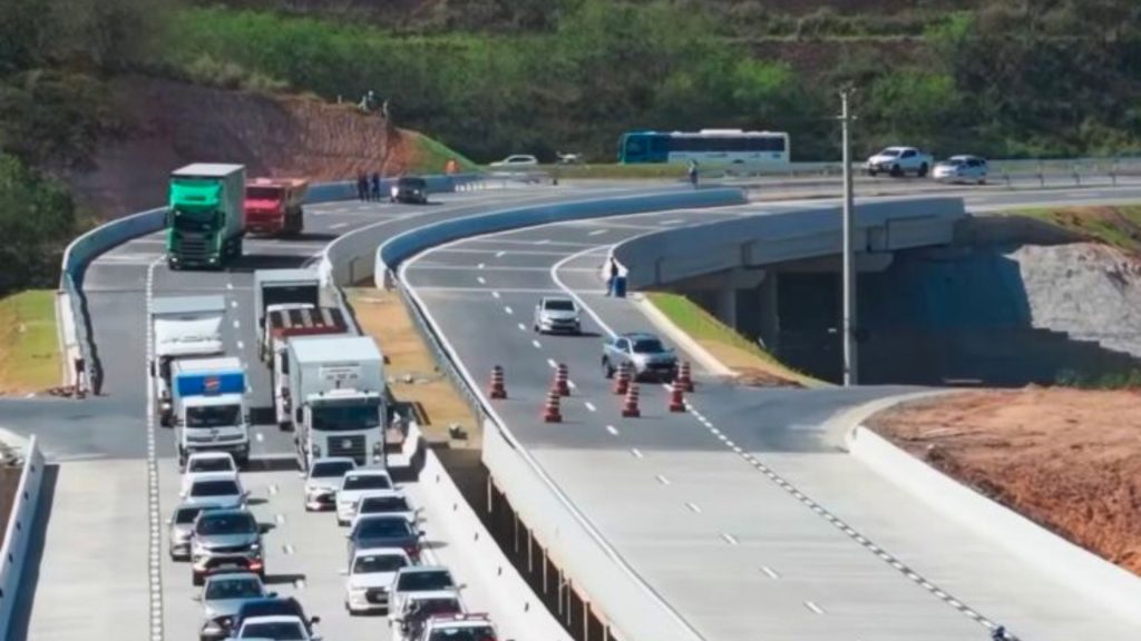 BR-101 Contorno do Mestre Álvaro Serra Ônibus do Transcol