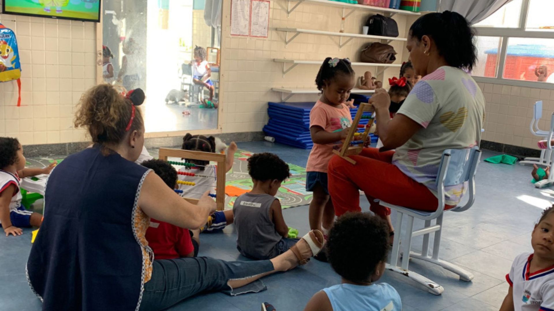 Prefeitura de Vitória Processo seletivo Assistente de Educação