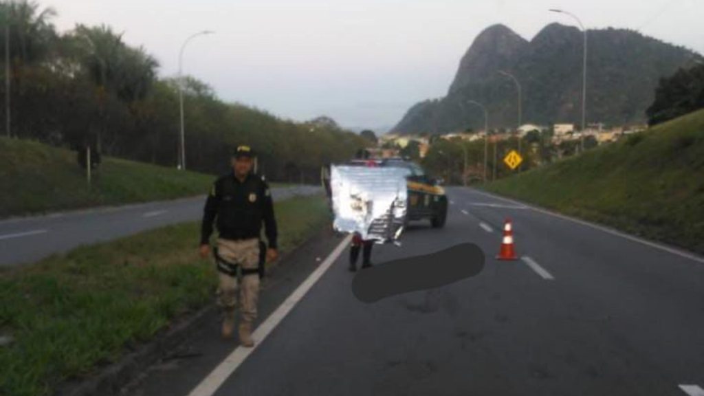 Mulher Serra BR-101