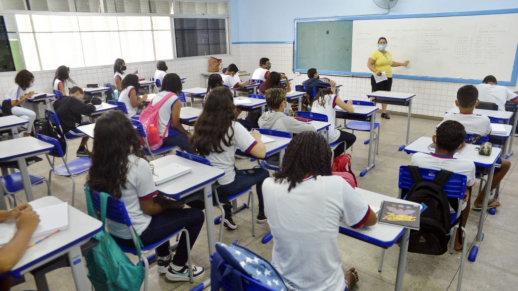 Vitória Processo seletivo Professores