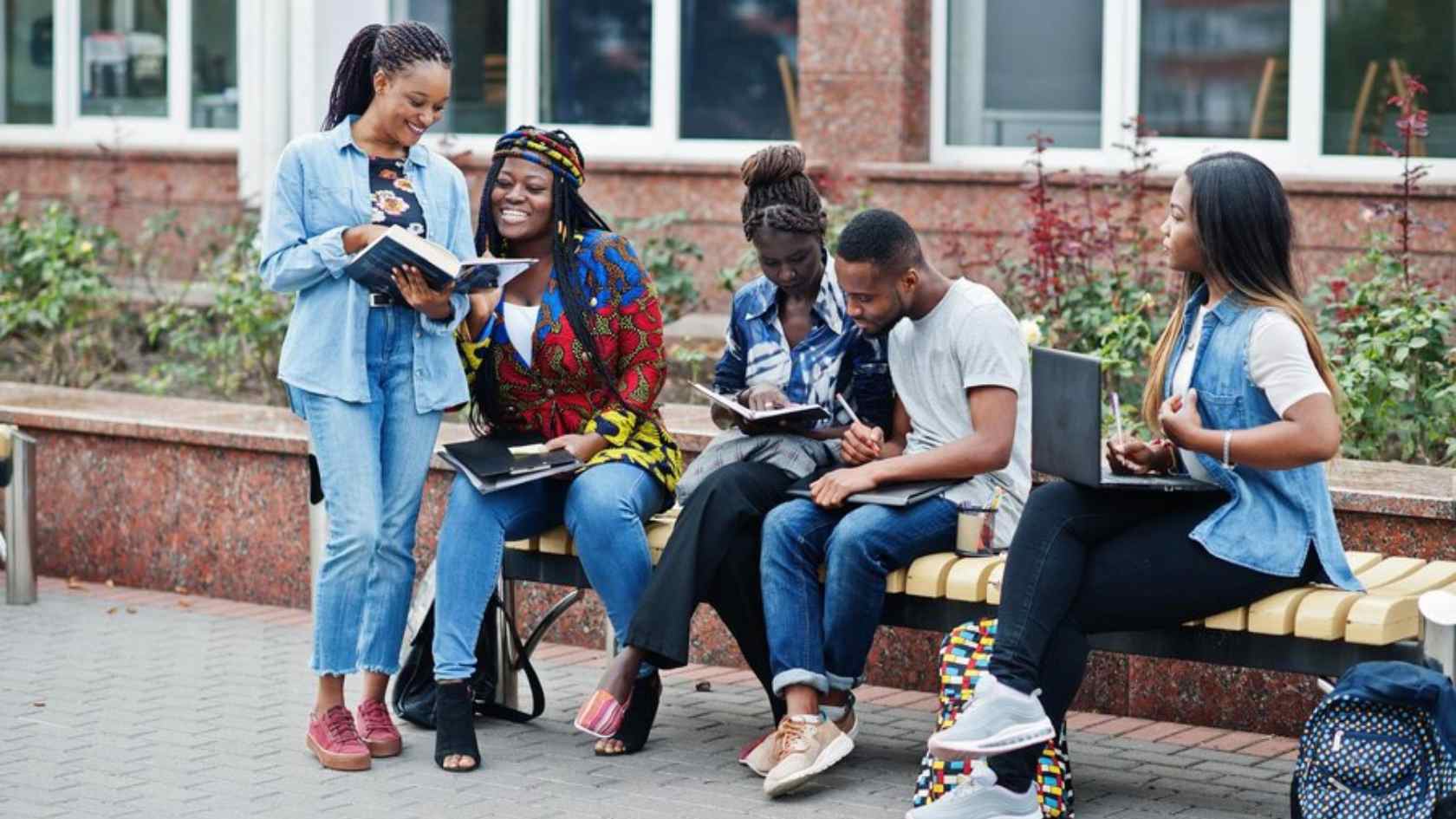 Design sem nome (1) intercâmbio