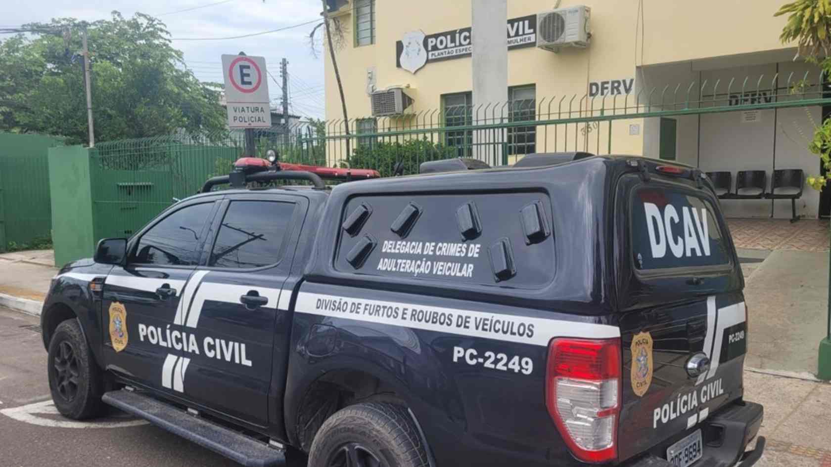 Design sem nome roubo veículo Serra