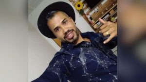 Homem Corpo Tortura Lixão Serra