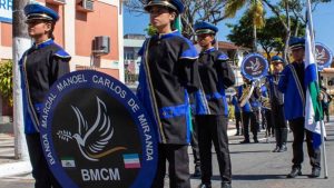 Fanfarra percussão Serra