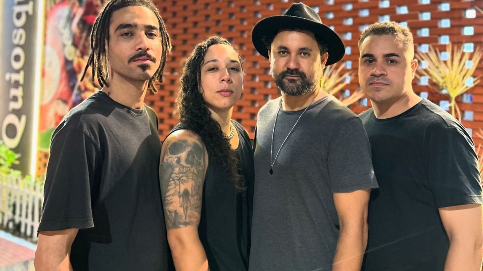 Design sem nome (9) Overphone Wild West