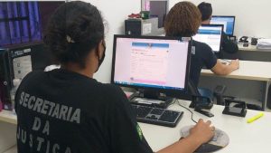 Estado Concurso público Nível médio