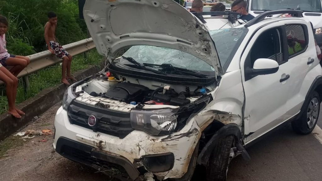 Serra Acidente Motorista Carro