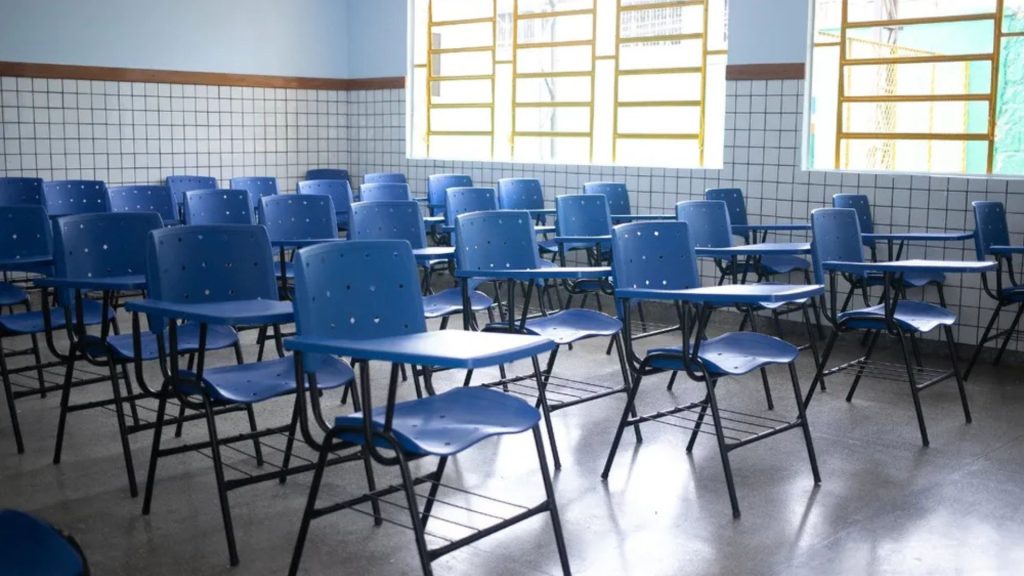 Serra Professor Nudes Escola Alunos