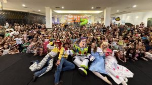 crianças shopping Serra