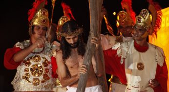 Encenação da Paixão de Cristo acontece neste sábado (26) na Serra