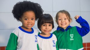 Serra Uniformes escolares Estudantes Alunos