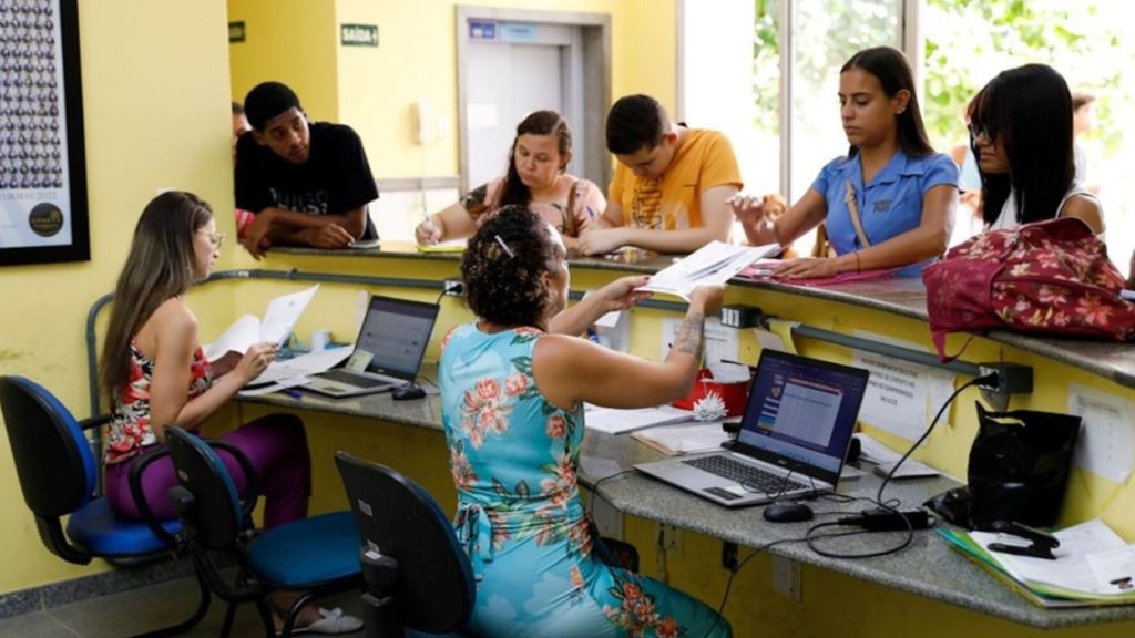 Processo seletivo Estado Nível médio