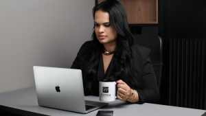 advogada condomínios Serra