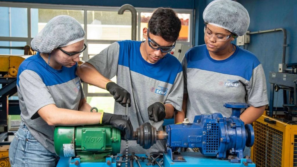 ArcelorMittal Cursos técnicos Senai