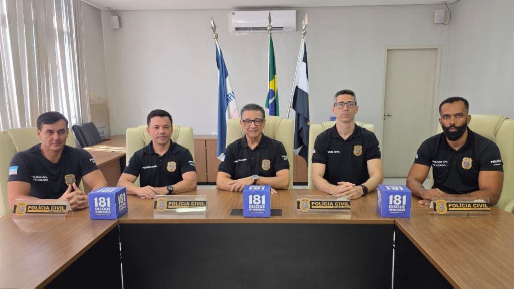 Serra Casal Jovem Polícia