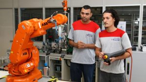 Senai Cursos técnicos gratuitos auxílio