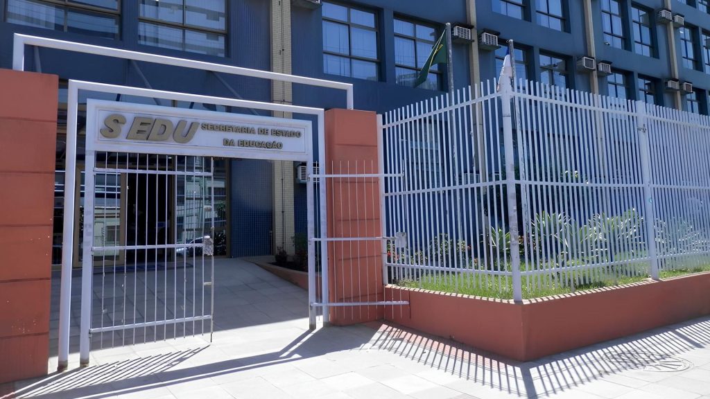 Governo do Estado Cursos técnicos gratuitos
