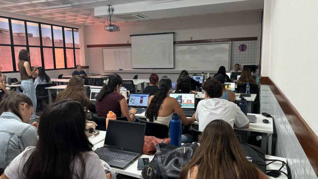 Faculdade de graça Cursos superiores