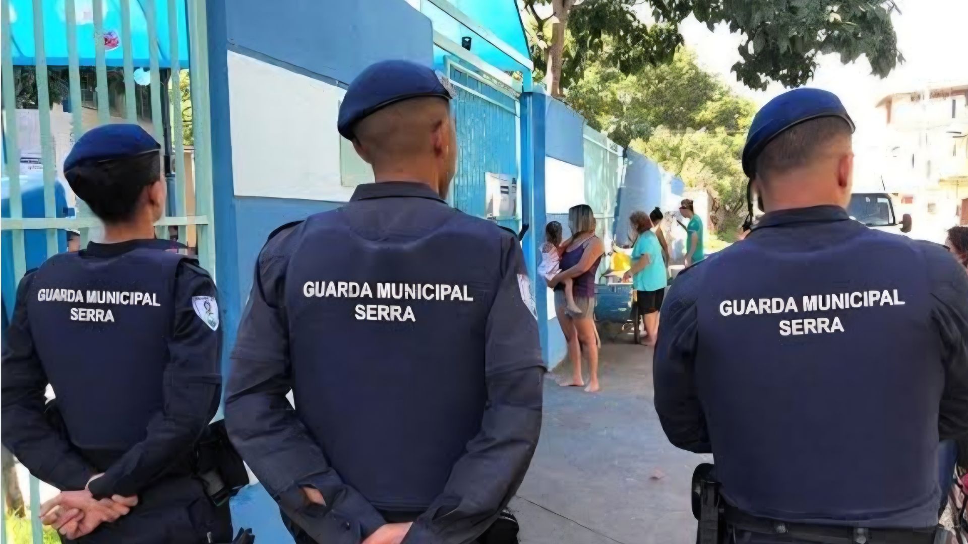 Professor Escola Serra