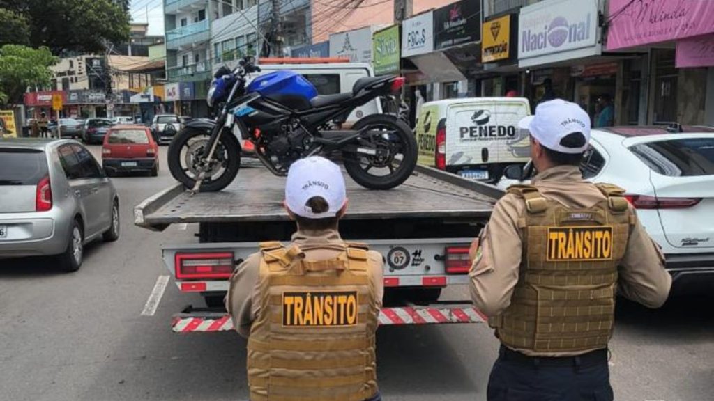 moto-porto-canoa