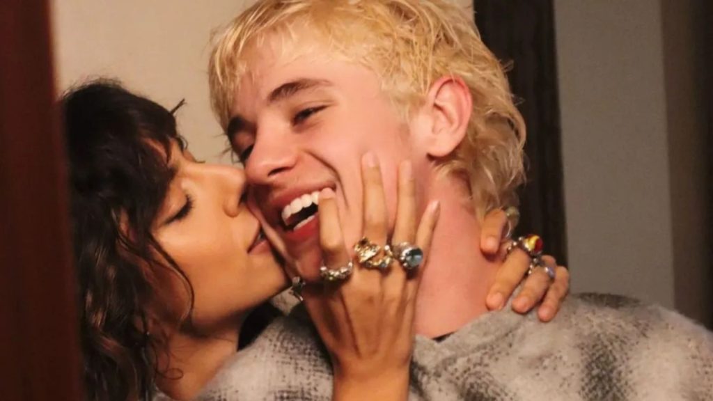 Juliano Floss e Marina Sena