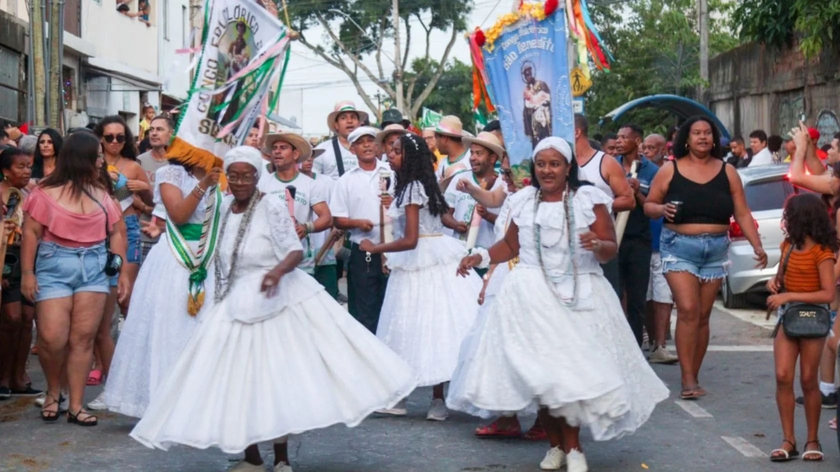 derrubada mastro serra