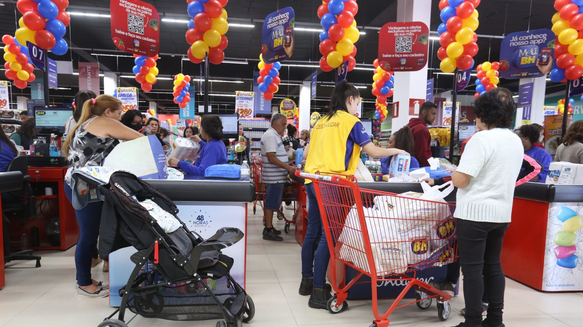 Rede de supermercados Fim da Escala 6x1