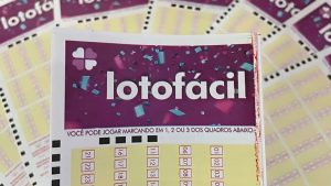 Resultado da Lotofácil 3698