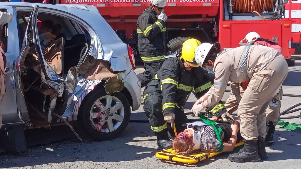 Simulado de grave acidente Serra Maio Amarelo