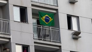 Família Condomínio Bandeira do Brasil Varanda