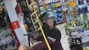 Farmácia Assalto Bandido Serra