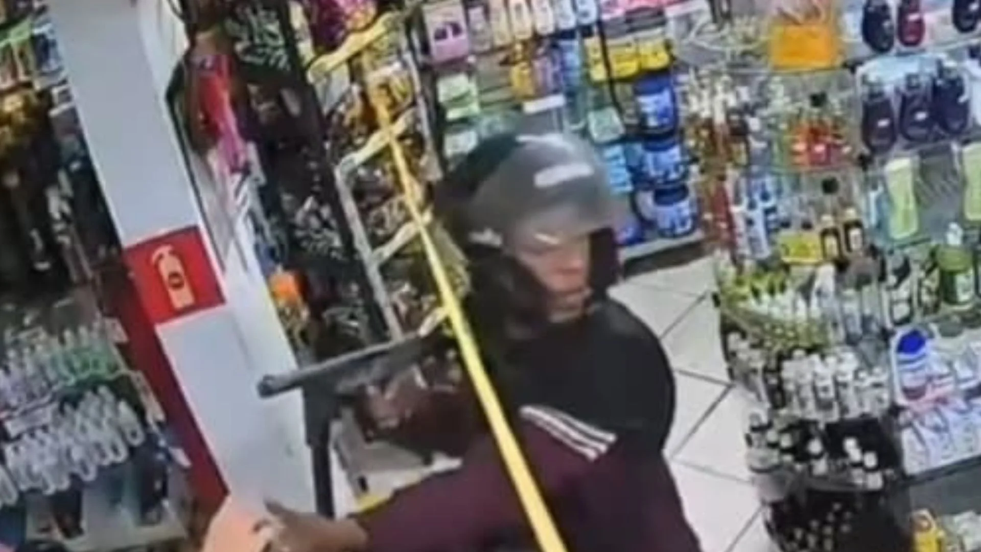 Farmácia Assalto Bandido Serra