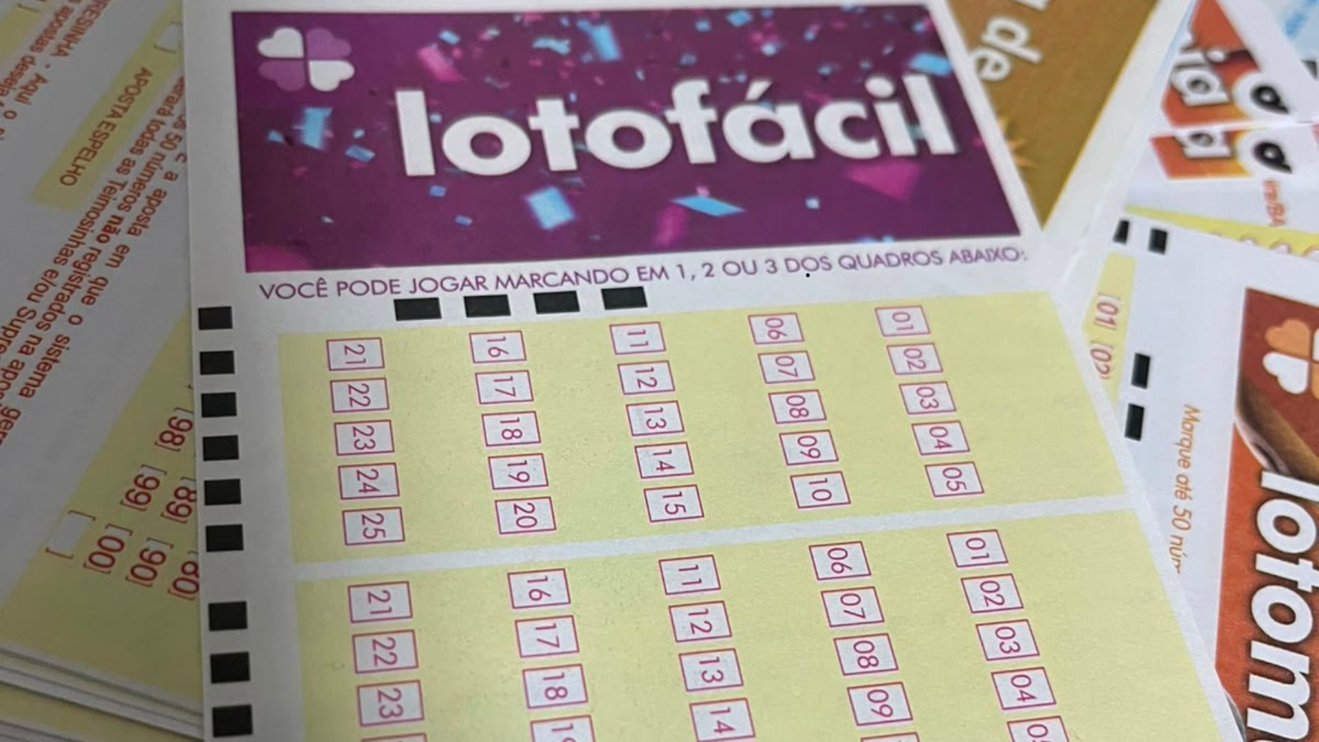 Loterias de hoje Mega-Sena 3020, Lotofácil 3714