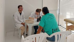 médicos de graça Serra