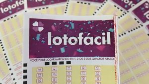 Resultado da Lotofácil concurso 3704