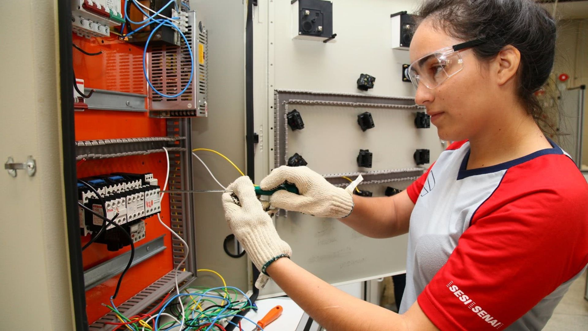 Senai curso técnico gratuito Curso de Eletricista