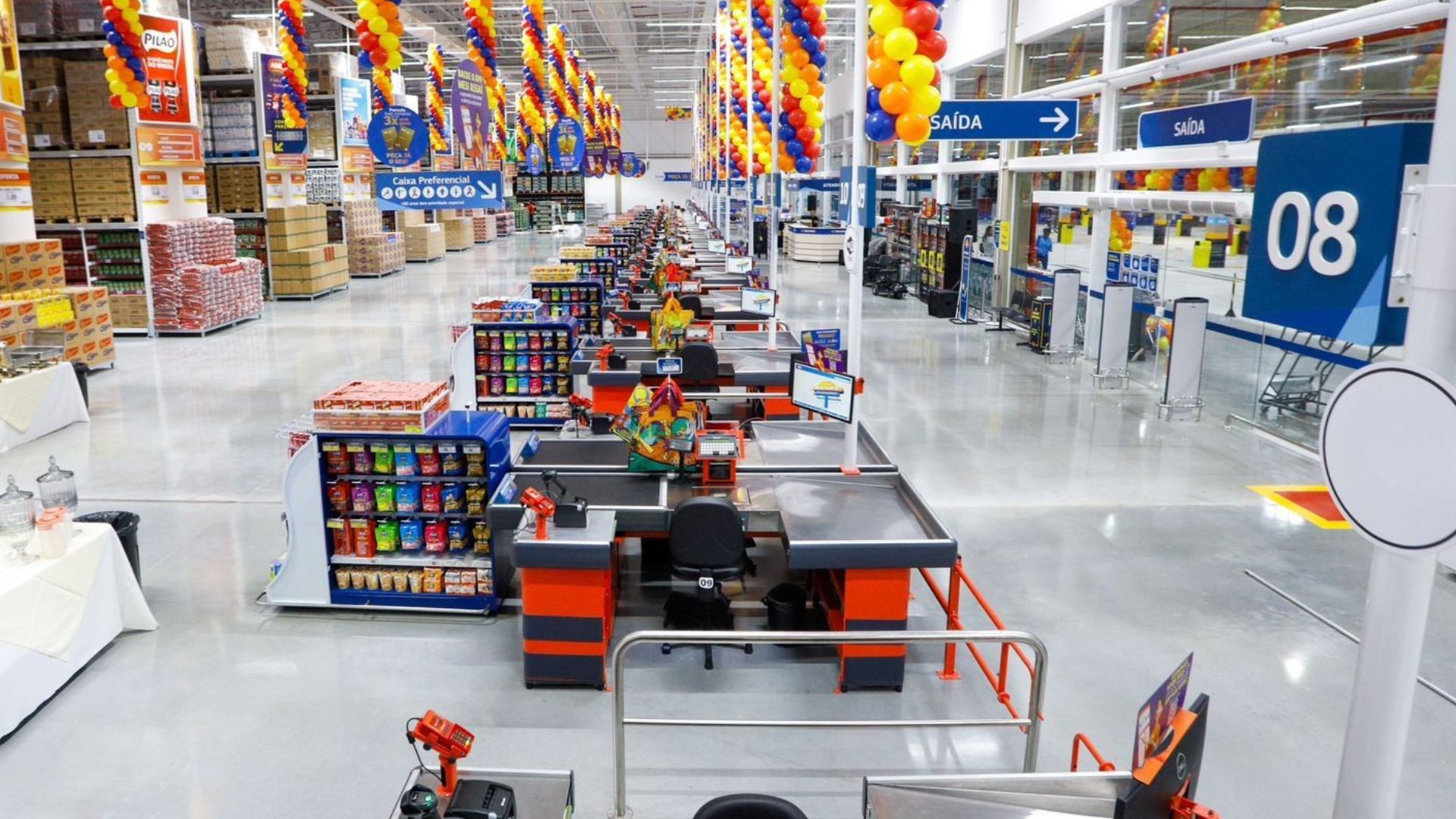 Supermercados sem funcionar aos domingos horários de funcionamento