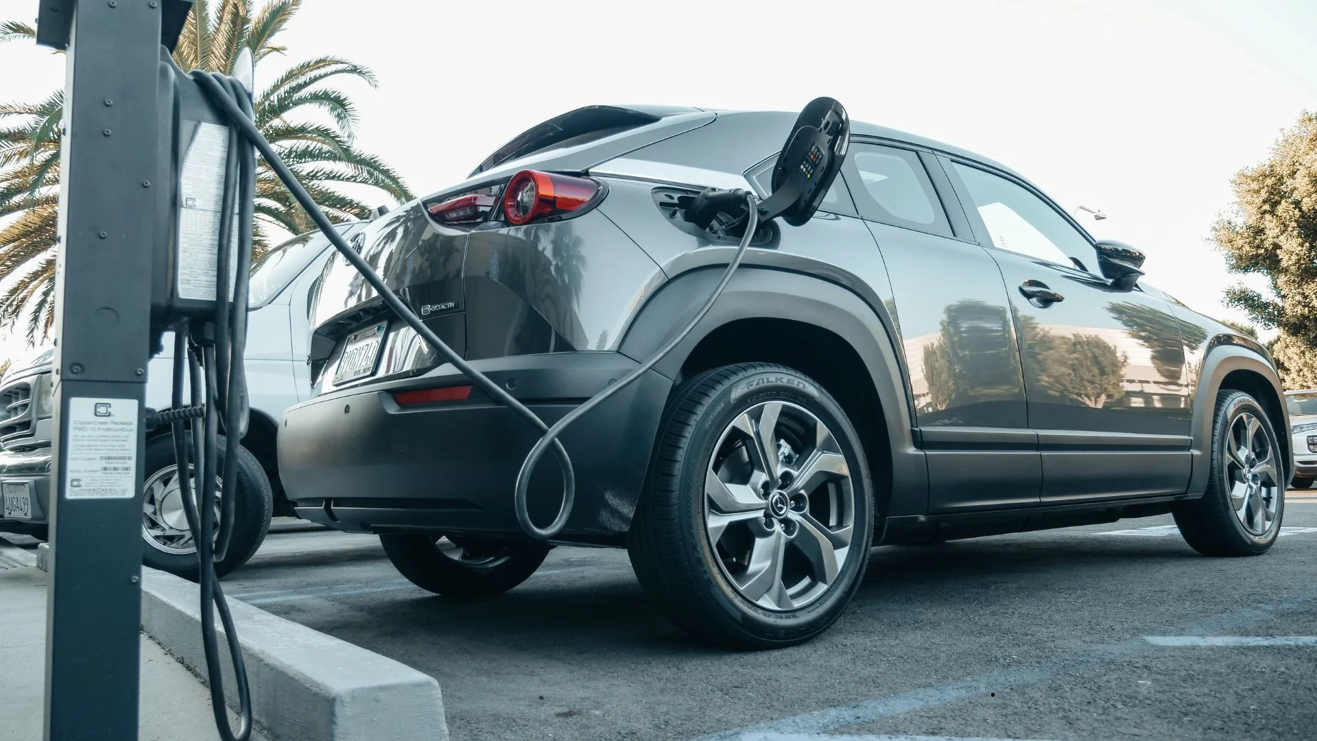 abastecer carro elétrico